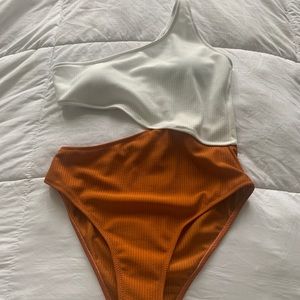 One piece swimsuit NEVER WORN.